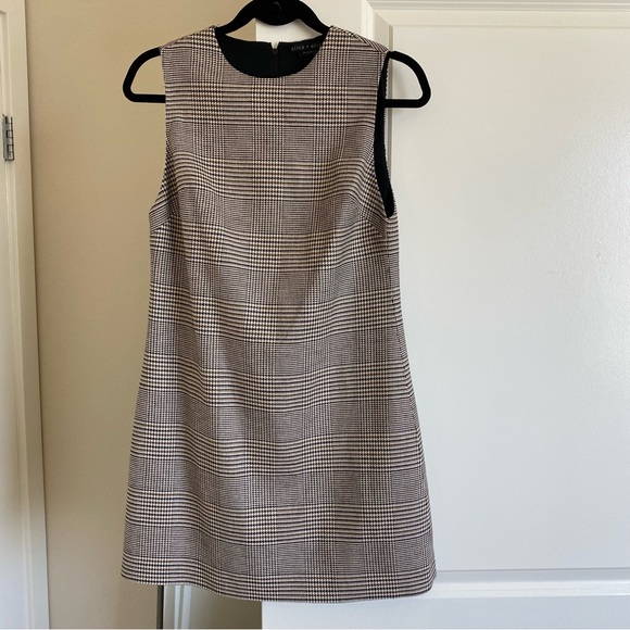 Alice + Olivia Dresses & Skirts - Alice + Olivia Coley Plaid Dress